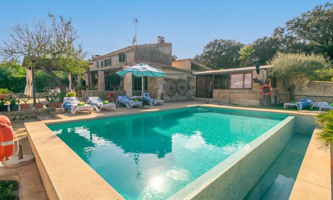 Sineu Villa | FINCA SON MATGINET 18 - Villa con piscina privada en SINEU. WiFi Gratis