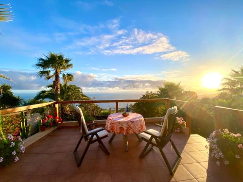 Icod de los Vinos Casa | Finca Tenerife - Authentisches kanarisches Haus mit Traumblick, tropischem Garten und Sauna