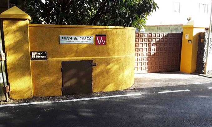 Tacoronte Cabaña | FINCA EL TRAZO. WIFI GRATIS. A 5 MINUTOS DEL AEROPUERTO TENERIFE NORTE
