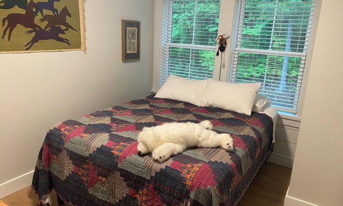 Laconia Casa | Find peace and get centered at Midpoint on Paugus Bay, Lake Winnipesaukee, NH.