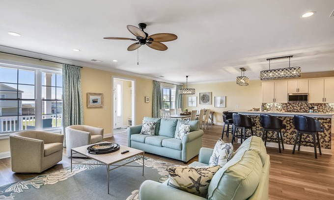 Atlantic Beach Casa | Find Your SEAVIEW SANCTUARY - Luxury 6 BR Home - Heated Pool, Game Room, Walk to Beach