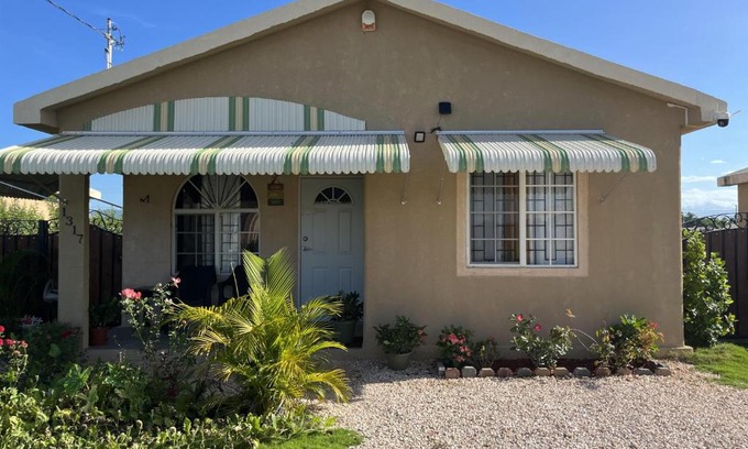 Portmore Apartamento | Finest Accommodation Phoenix Park Lot 1317 Phase 4 Portmore St Catherine
