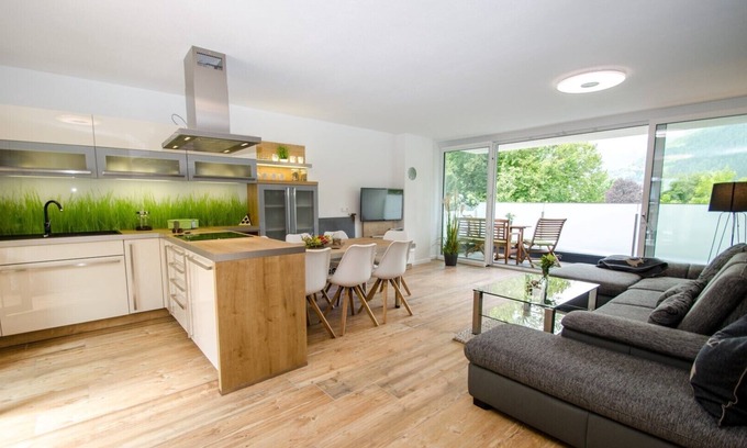 Thumersbach Apartamento | Finest Penthouse Waterside Zell am See