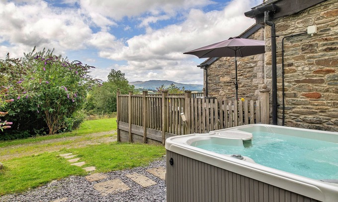 Eglwysbach Cabaña | Buzzards View