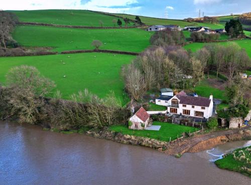 Westleigh Casa | Finest Retreats - Lower Netherdowns