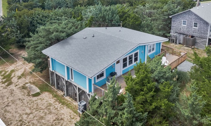 Hatteras Island Cabaña | Finlandia: 3BR Avon cottage. Dog-friendly - steps from pristine beach!