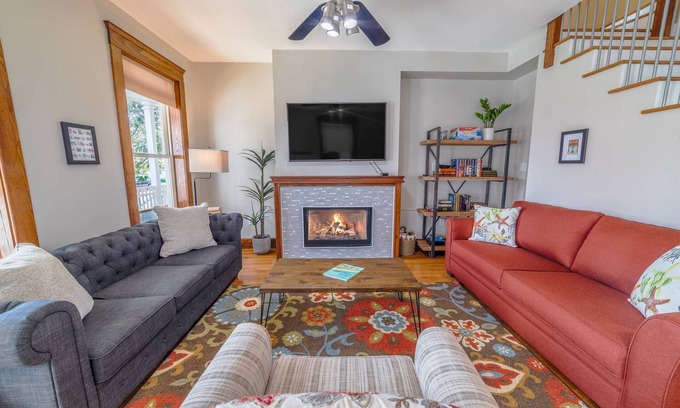 Cape Charles Casa | Fins Up | Chesapeake Properties
