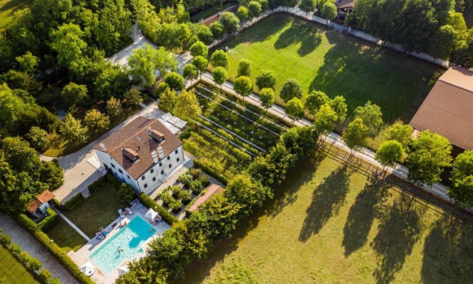 Zelarino Casa | Fiori e Frutti Agriresort