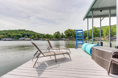 Roach Casa | Fire Pit and Dock Lake of the Ozarks Retreat!