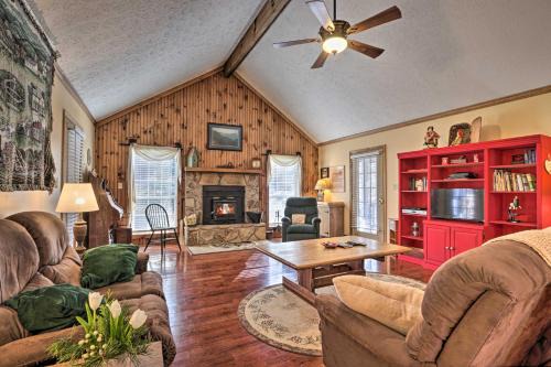 Wears Valley Casa | Firefly Cove - 3 Mi to Parkway and National Park!