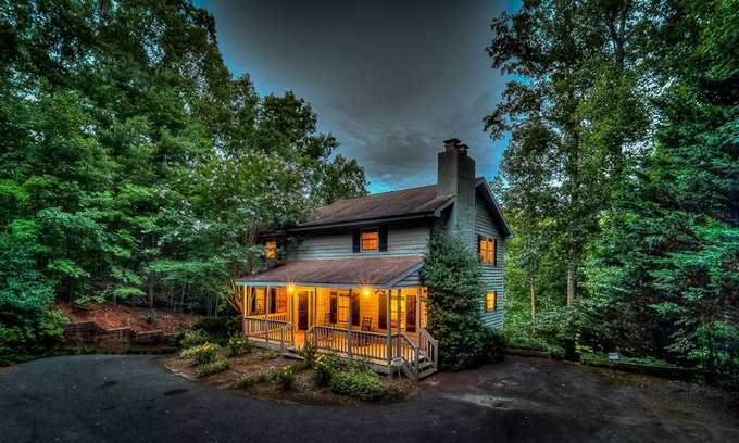 Blairsville Cabina | Firefly Lake House by Escape to Blue Ridge