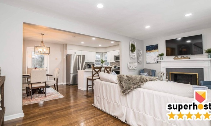 Lexington Casa | NUEVA remodelación de lujo 4BR / 2. 5BA A solo 10 minutos de Keeneland y el centro