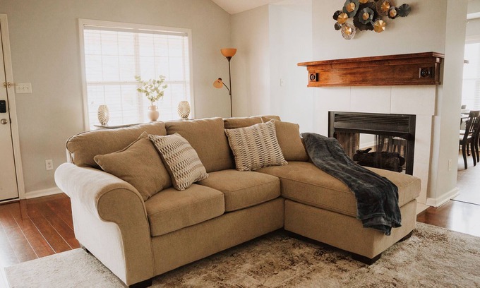 Warner Robins Casa | Fireside Haven~Midterm Stays~ Pet/Family Friendly!