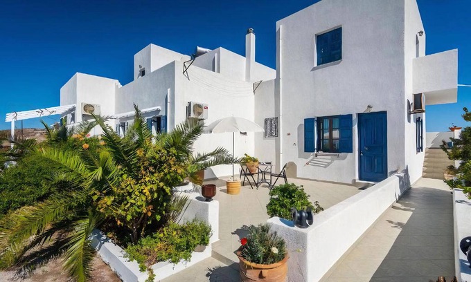 Milos Casa | Firiki Studios
