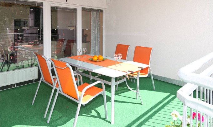 Meidling Apartamento | First-Class-Apartments Schoenbrunn, con 2 habitaciones y un balcón, 100 m2