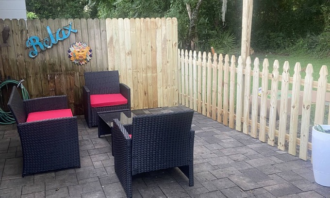 Orlando Apartamento | First-Class Crash Pad! studio apartment, close to UCF.