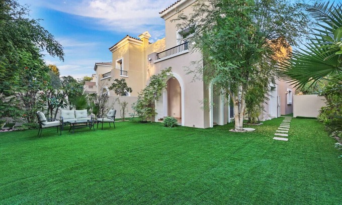 Arabian Ranches Casa | FIRST CLASS Luxury VILLA Sanctuary