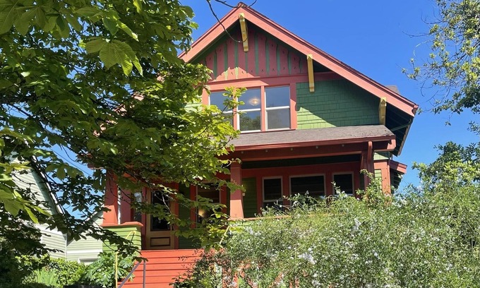 Alberta Arts District Casa | First floor of amazing Alberta Arts craftsman home