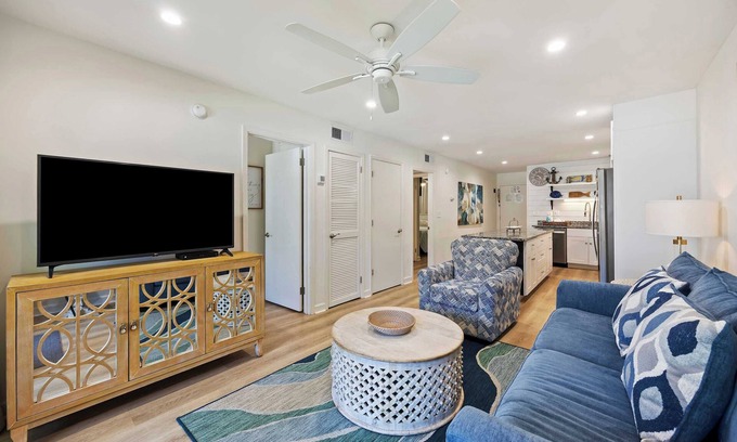 Palmetto Dunes Villa | First-Floor Modern Villa | Quiet Beach Access