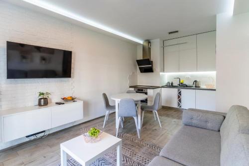 Zoliborz Apartamento | FIRST - Green Żoliborz Apartment 5