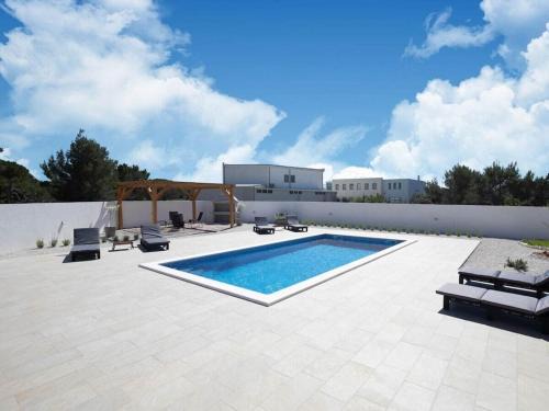 Zaton Villa | First Hill Comfortable holiday residence