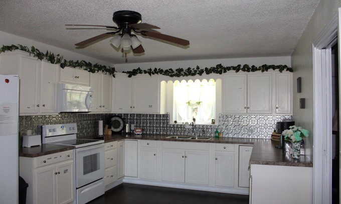 Canton Casa | First Monday ~New to VRBO~ Brasher Family Farm: Roughly 6 miles to First Monday