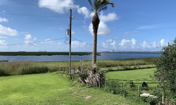 Galveston Casa | First row Gulf views!