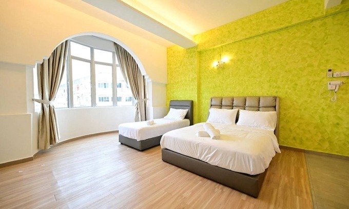 Kluang Hotel | First Star Homestay
