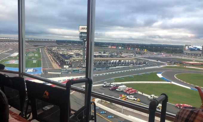 Concord Condominio | First Turn Luxury Condo at Charlotte Motor Speedway