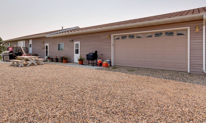 Devils Lake Casa | Fish Camp Lodging