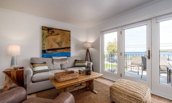 Fish Creek Condominio | Fish Creek Beach House, Eastview Condo: 2 Bed, 2 Bath