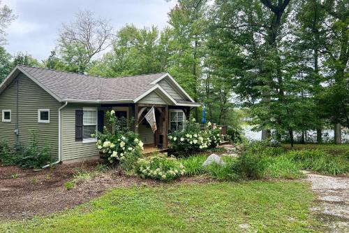 Newaygo Casa | Fish, Hike and Hunt Lakeside Newaygo Cottage