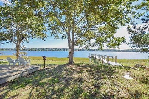 Eastham Casa | Fish or boat directly off our shared dock