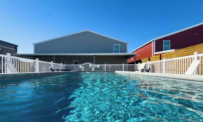 Port O Connor Casa | Fish Stories 5 Bedroom/3.5 Bathroom With Pool and Playscape