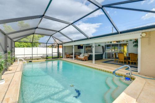 Port Charlotte Casa | Fish, Swim and Relax Canal-Front Port Charlotte Gem