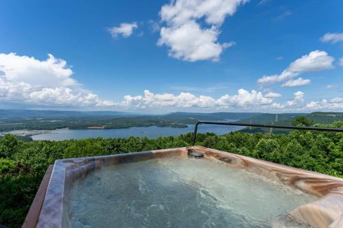 Bryant Casa | Fish Tales Cabin with a private hot tub