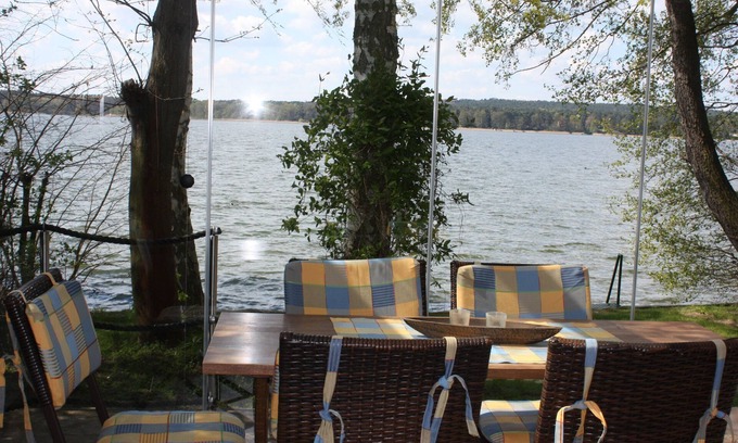 Bad Saarow Apartamento | Fisherman's cottage by the lake - Ferienhof Löschebrand