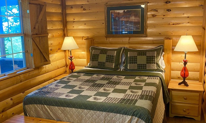 Mena Cabina | Fisherman's Cove