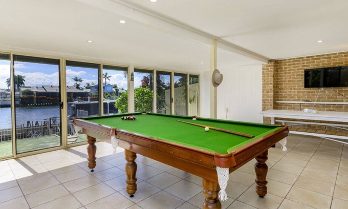 Banksia Beach Casa | 'Fisherman's Dream on the Canal'