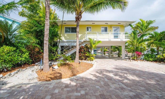 Summerland Key Casa | Fishermans Paradise@The Pointe on Summerland Key 2Bed/2Bath, Pool, 120' of Dock