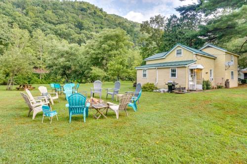 Frenchville Casa | Fishing and Kayaking Creekside Sinnamahoning Home!