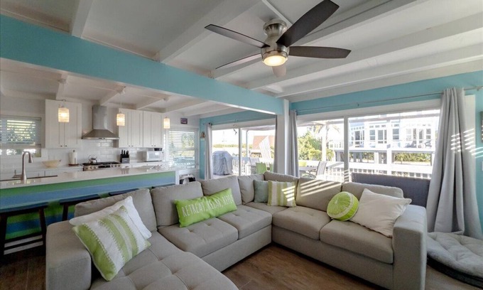 Summerland Key Casa | Mejor Canal de Barcos en Summerland! Amplio, actualizado y con las mejores vistas alrededor!