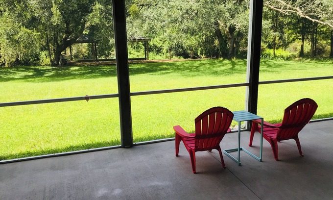 Historic Downtown Kissimmee Condominio | Fishing Kayak paradise beside Lake Tohoa Family Pet Friendly