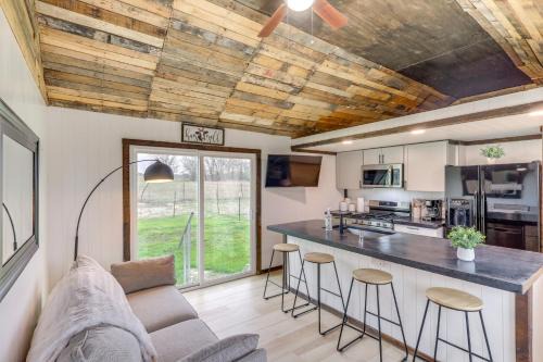 Lorena Apartamento | Fishing Pond Access Pet-Friendly Lorena Studio