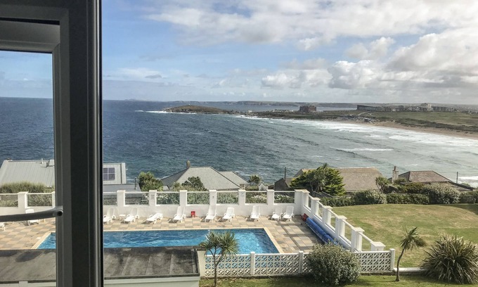 Newquay Cabaña | Fistral Surf