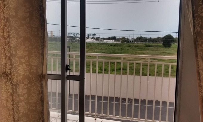 Campos Casa | Fit in front of Uenf