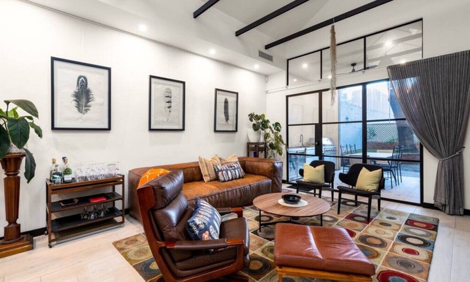 Fitzroy Casa | Fitzroy's 3BR Luxury Retreat