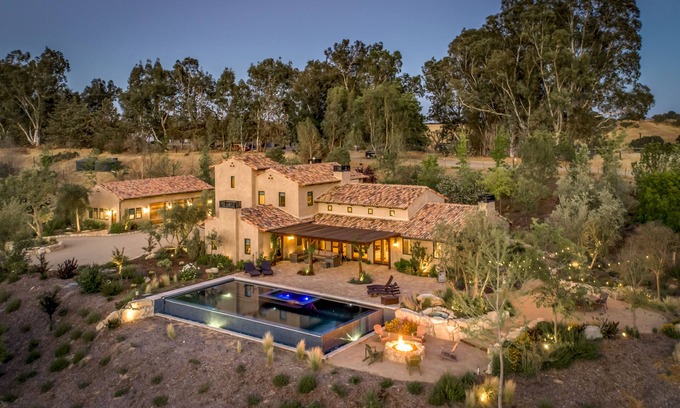 Paso Robles Casa | Villa española en el corazón del país del vino
