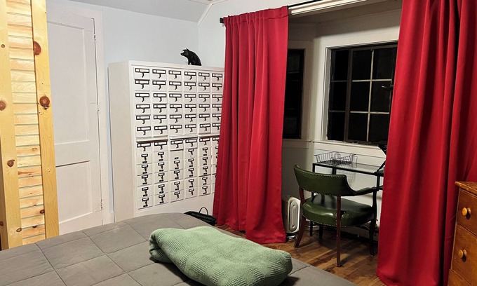 Roscoe Cabina | Five Generation Family Cabin with Spectacular Overview of the Beaverkill River.