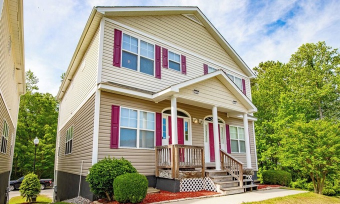 New Bern Casa | Five-Minutes Flyover Cherry Point NC